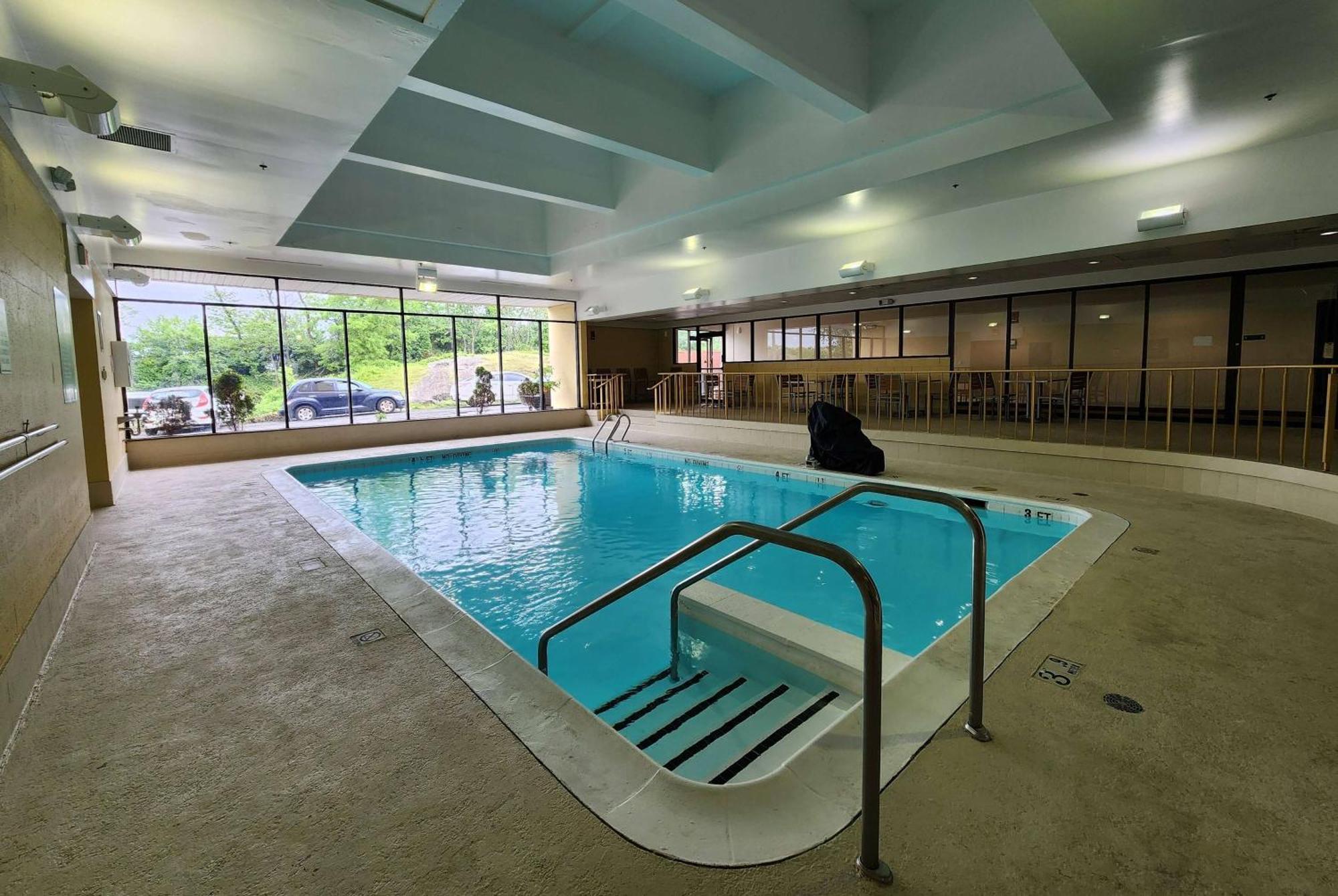La Quinta By Wyndham Stamford / New York City Exterior photo