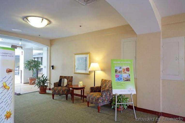 La Quinta By Wyndham Stamford / New York City Exterior photo